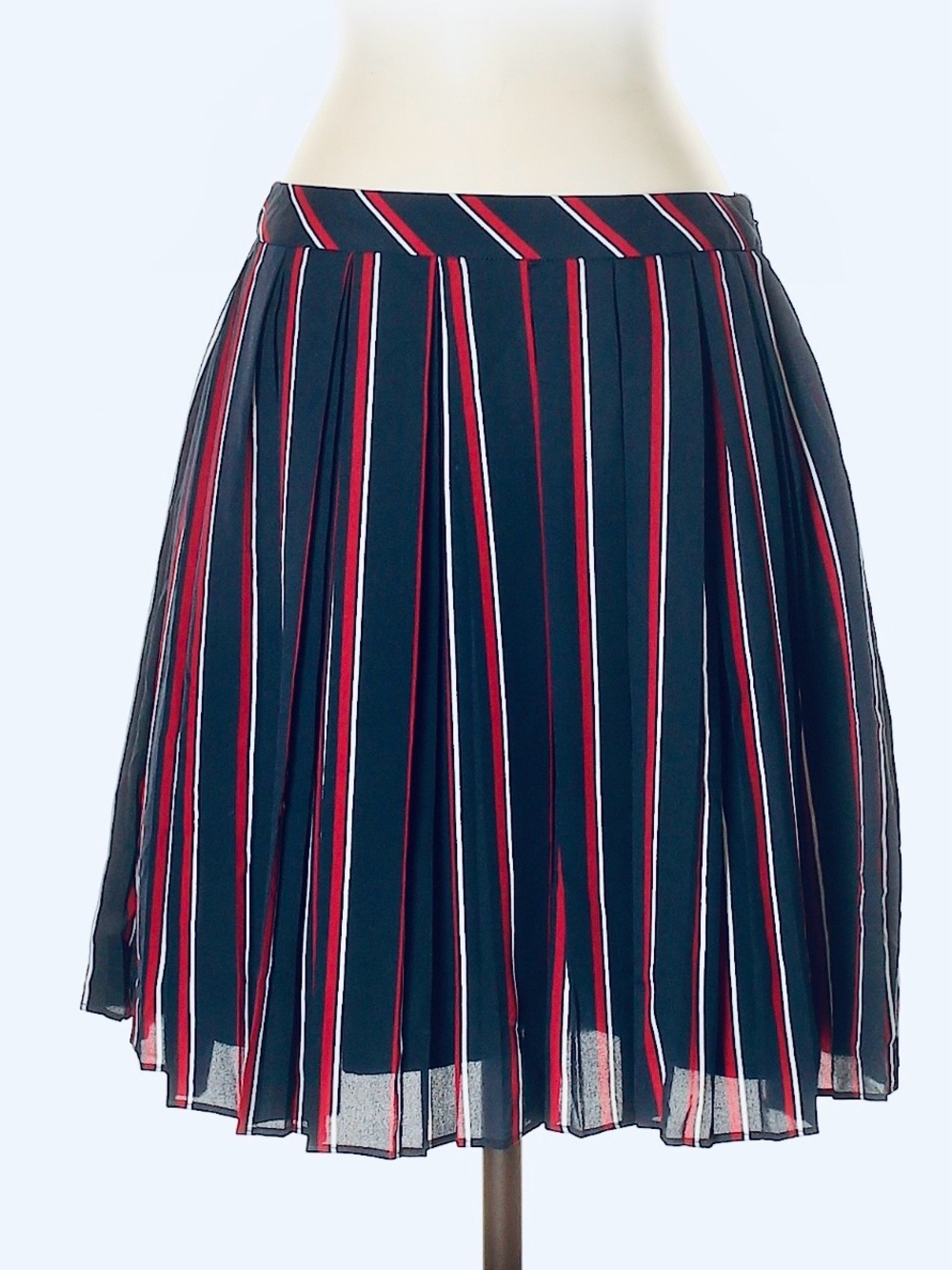Banana Republic Navy Red White Striped Chiffon A-Line Pleated Mini Skirt Size 2.
